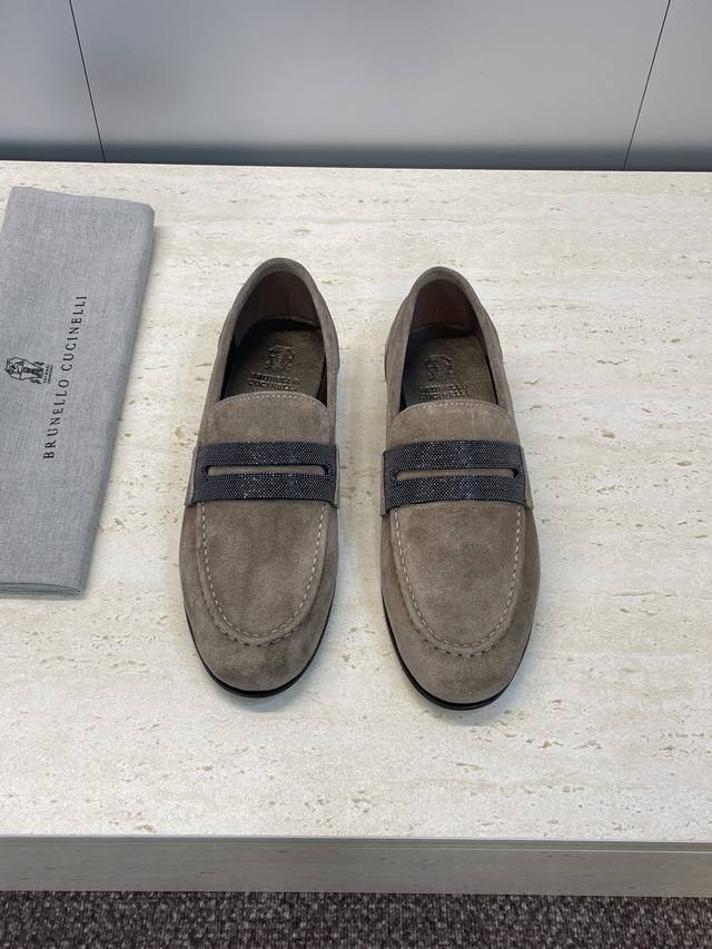 Brunello Cucineli 布鲁内诺库奇内利2025秋冬新款串珠女鞋 Bc 平底圆头复古乐福单鞋 材质：鞋面进口小牛皮 进猄麂皮+水染羊皮内里+意大利注