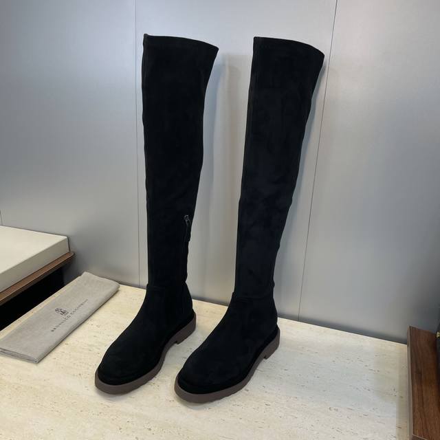 工厂P价P Brunello Cucineli 布鲁内诺库奇内利2025秋冬新款游牧风格保暖高筒女长靴 Bc 厚底圆头侧拉链一脚蹬过膝弹力机车骑士靴 材质：鞋面