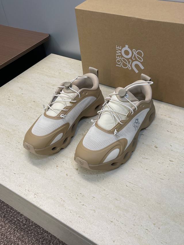 工厂P价P 罗意威 Loewe X On 昂跑 Cloudsolo 都市节拍联名合作2025秋冬情侣新系带果冻色厚底德训鞋 明星同款字母Logo拼色阿甘休闲运动