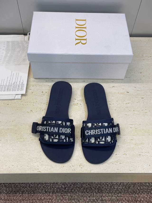 工厂P价P 迪奥Dior 2025春夏最新色系Evolution迷彩女鞋 平底拼色露趾字母Logo魔术贴凉拖鞋 材质:原版定制3D立体刺绣鞋面+原版开模Tpu大