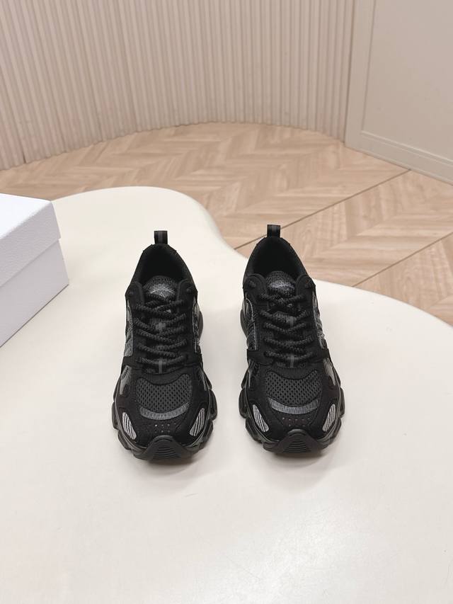 最新色系！出 羊毛里 迪奥 Dior Chrono 新款休闲运动鞋跑鞋老爹鞋 真的酷毙了，未来感十足原版完美复刻！全对版材质 模具！！35-40