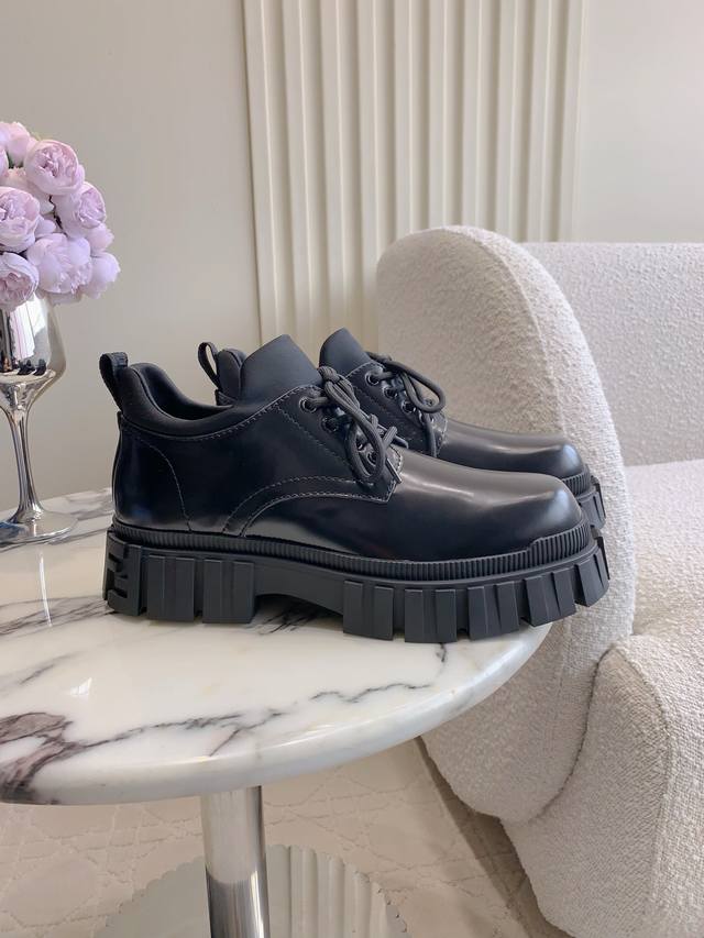 出厂价P 顶级版本 Fend* 新款男士厚底休闲鞋 原版购入1:1复刻 细节对版Zp 随意进出专柜 尺码39 44 38 45 46定做