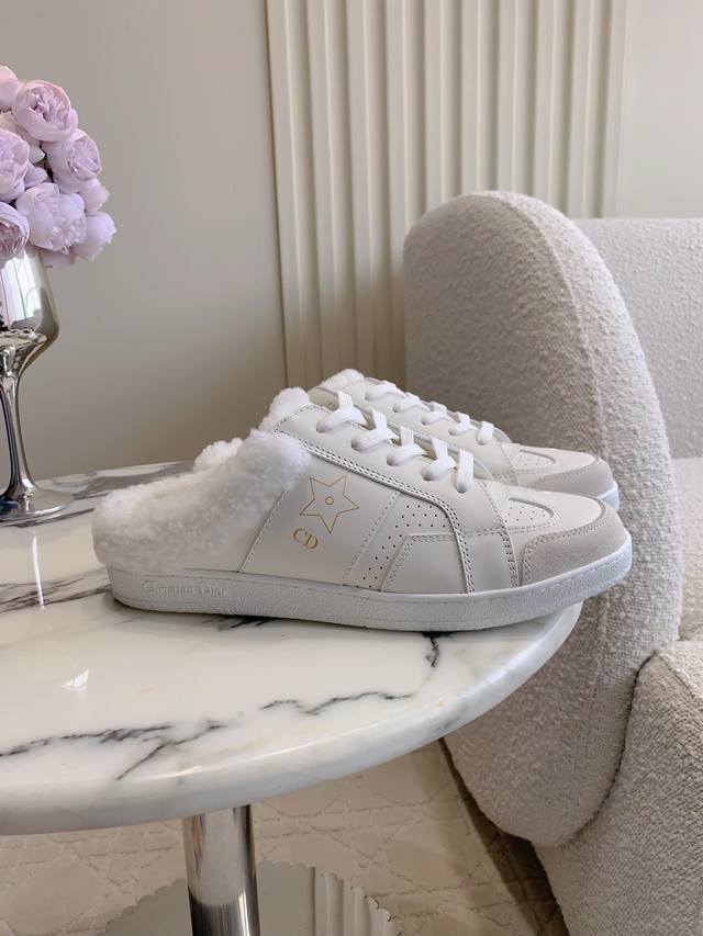 薄底 厚底 Dio* 新款羊毛保暖厚底半拖鞋 超级厚实保暖 柔软舒适 经典百搭款 鞋面牛皮 内里垫脚进口澳洲一体羊皮毛 原版开模大底 尺码35-39 40 41