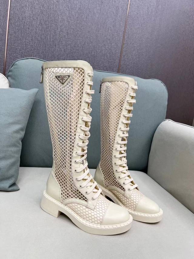 Prada普拉达2630你不能停止热爱军靴温暖的季节，需要特殊的解决方案，鱼网是个不错的主意 非常符合本季的海洋主题原版1:1 三角扣 拉链扣开模！进口环保开边