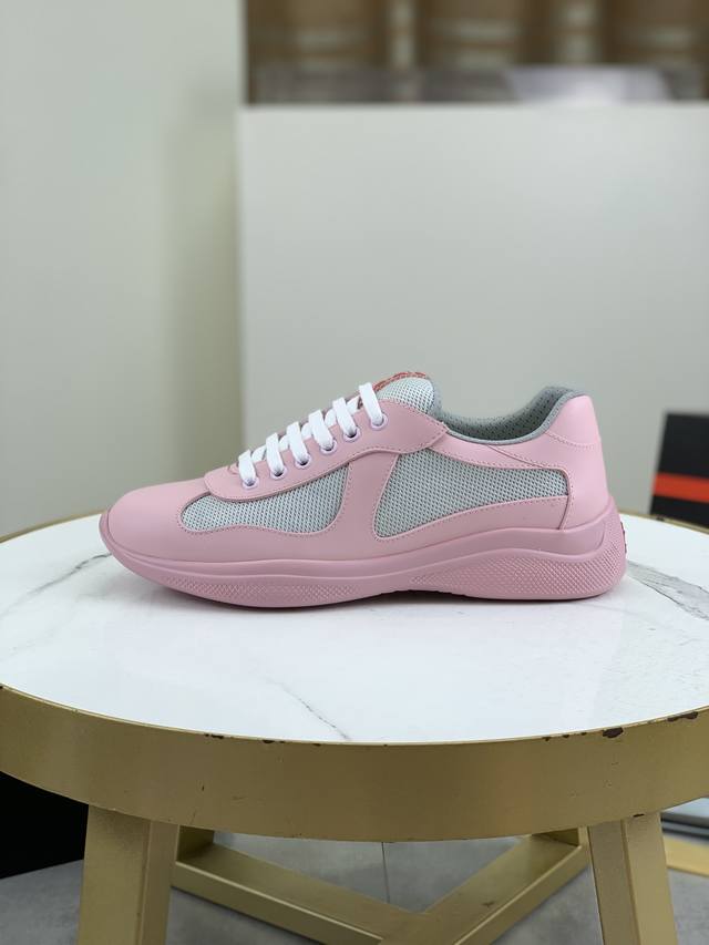 普拉达Prada顶级版运动鞋 鞋面：进口飞织面料拼接软橡胶， 羊皮内里+牛皮踮脚， 耐磨防滑轻便大底， 男女同款： 码数：35-47码： 45.46.47定做