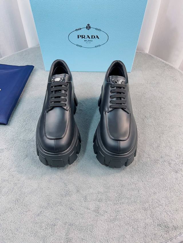 普家金典升级款 面：进口开边珠、牛漆皮 里：丝绸羊皮里、垫脚 底：原版 Tpu发泡大底 码数：35-41