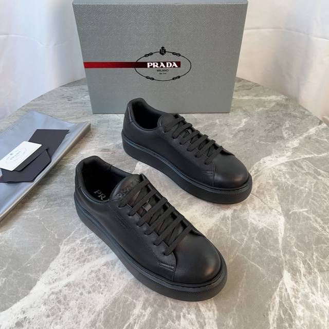 P家最新款 面：进口头层牛皮 里：超软水染牛皮 垫：水染牛皮 底：原版Tpu大底 原版包装 Size ：38-45