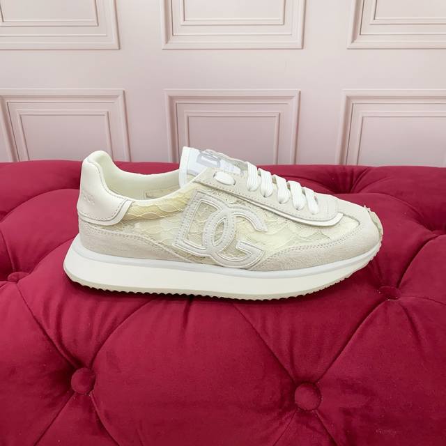 Dg* 情侣款-Size ：35-44 .45.46.定做 高端版本 Dolce & Gabbana 2025新款 历经半年的原版调试 慢工出细活才能做出很有特