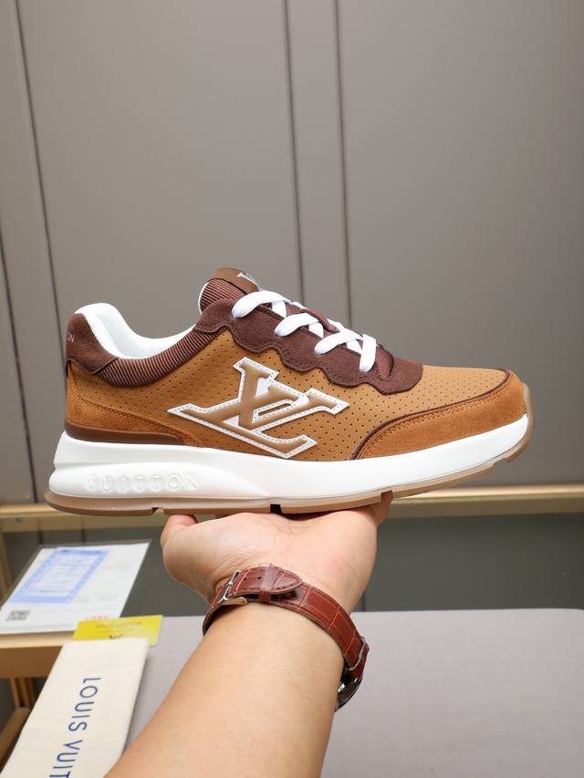 品牌 Brand : Louis Vuitton路易威登Lv 码数 Size : 38 39 40 41 42 43 44 45定做 面料Fabric：原版牛皮