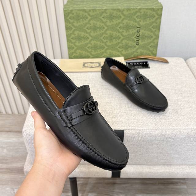 G家 男士豆豆鞋 2025官网同步 高端品质 市场顶级版本 进口头层小牛皮黑色牛里垫脚水染棕牛里。 尺码38-45