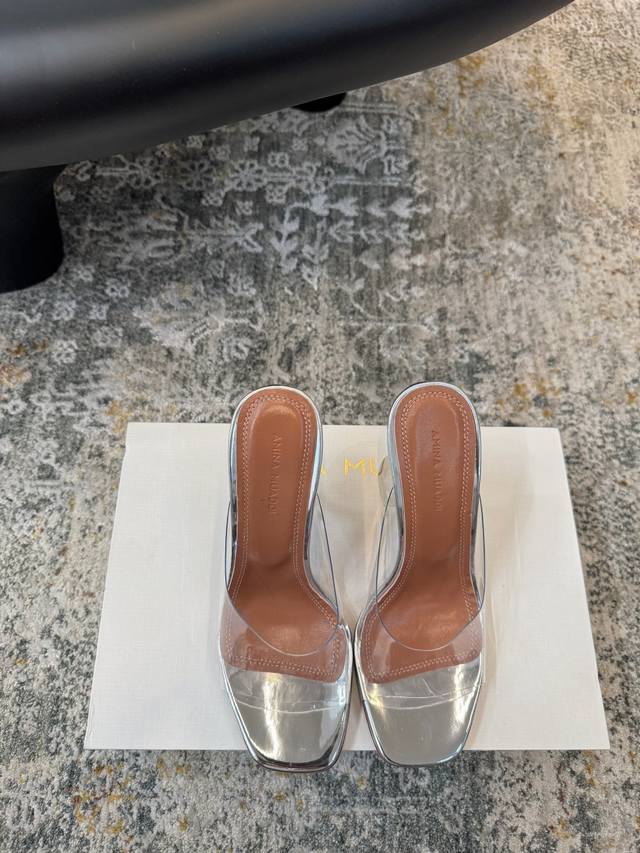 新款发售 ★进口 Tpu 内里 同面料 鞋底 注塑 牛皮大底 可咸可甜 美到极致 跟高9.5 Cm 专柜包装 简约气质款式！ Show Bdetails ⊿：S