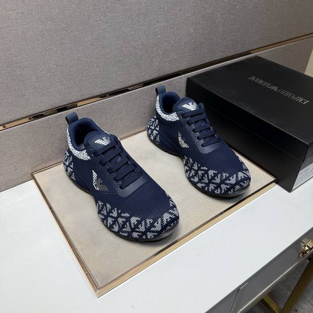 出厂价pp 阿玛尼～ 男士休闲鞋,2025Z柜同步发售 码数:38-44# 4个颜色鞋面选用多材质拼接网布内里，舒适透气，鞋底：原版舒适耐磨防滑大底，实物拍摄实