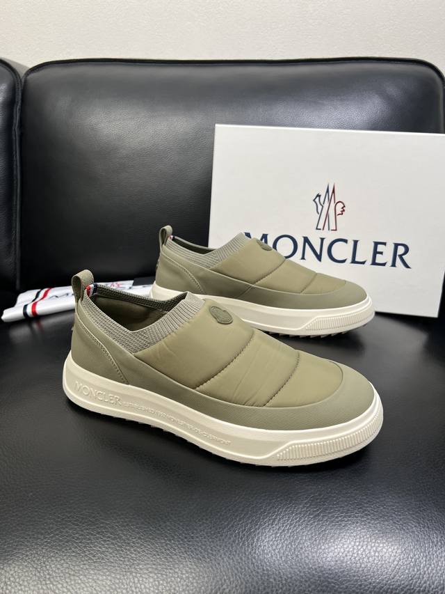 Moncler 高品质 顶级工艺品 蒙口 专柜新款同步原厂配置，意大利进口牛皮面料，高品质复杂拼接工艺，进口水染牛皮内里垫透气舒适 鞋底：原厂特供原版底超级舒适