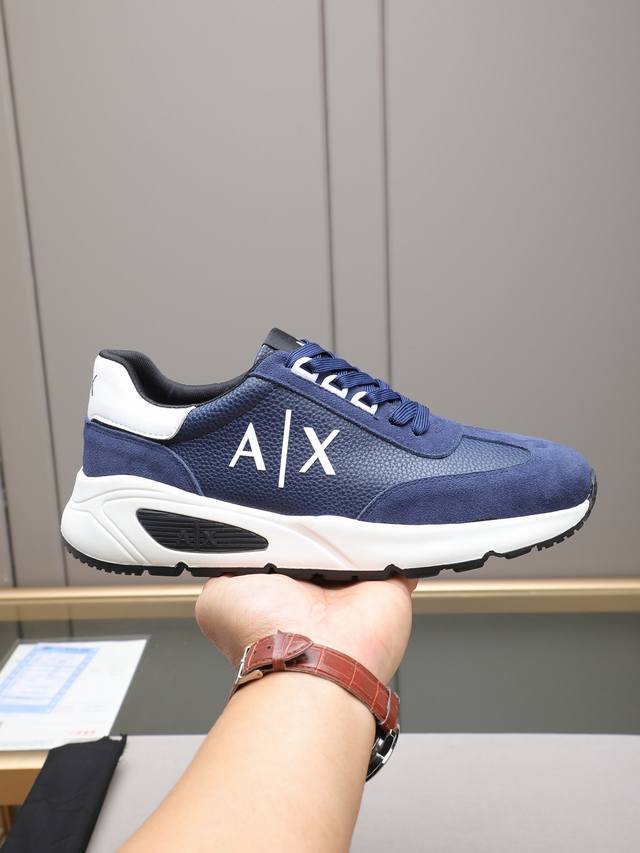 Emporio Ar阿玛尼超级有范儿的一款休闲鞋！精选头层小牛皮透气网里鞋舌精致工艺图案装饰Logo，侧面标志性Logo霸气十足！上脚帅气！码数：38-44 4