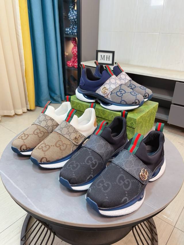 出厂价p Gucci 古奇新款系带休闲男鞋抢先上市，材料做工完胜市场所有版本 最高品质出货头层牛皮配进口原版穿孔材料真皮内里，私模软质大底，上脚舒适度高、进口专