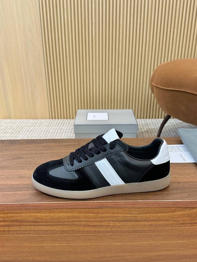 工厂p价 汤姆福特 Tom Ford 美国时尚轻奢2025爆款热卖 Tom Ford来自欧美品牌，贸易原单，国内罕见，不易撞款 春夏穿到秋冬，跨越温差限制，又能