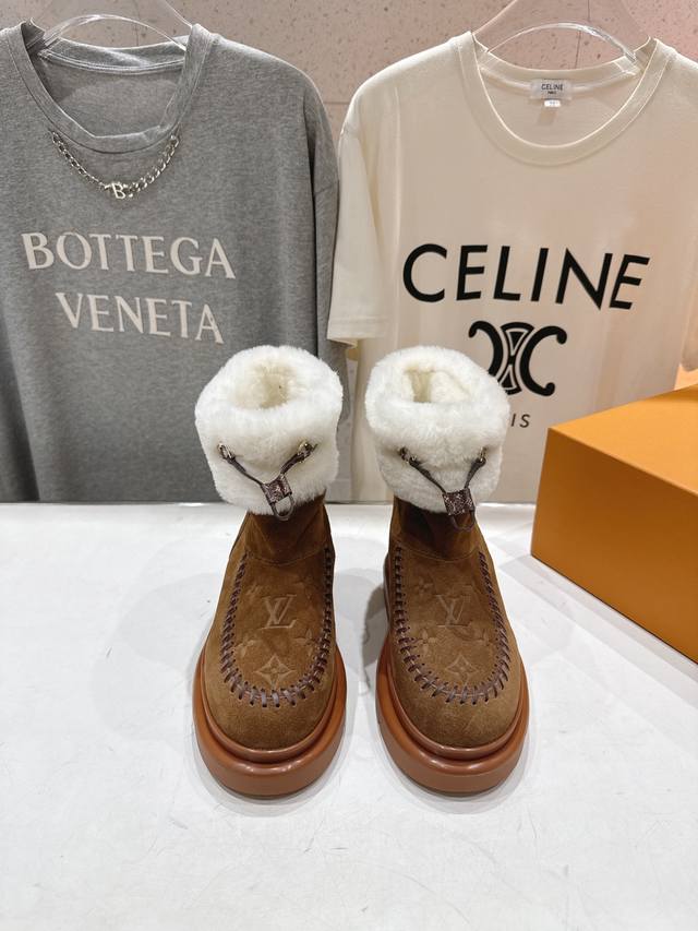 高版本出厂 Louis Vuitton Ss25 Lv驴牌秋冬新款厚底雪地靴保暖短靴 Lv冬季滑雪系列Monogram雪地靴，辦识度超高！超多明星网红种草 超细