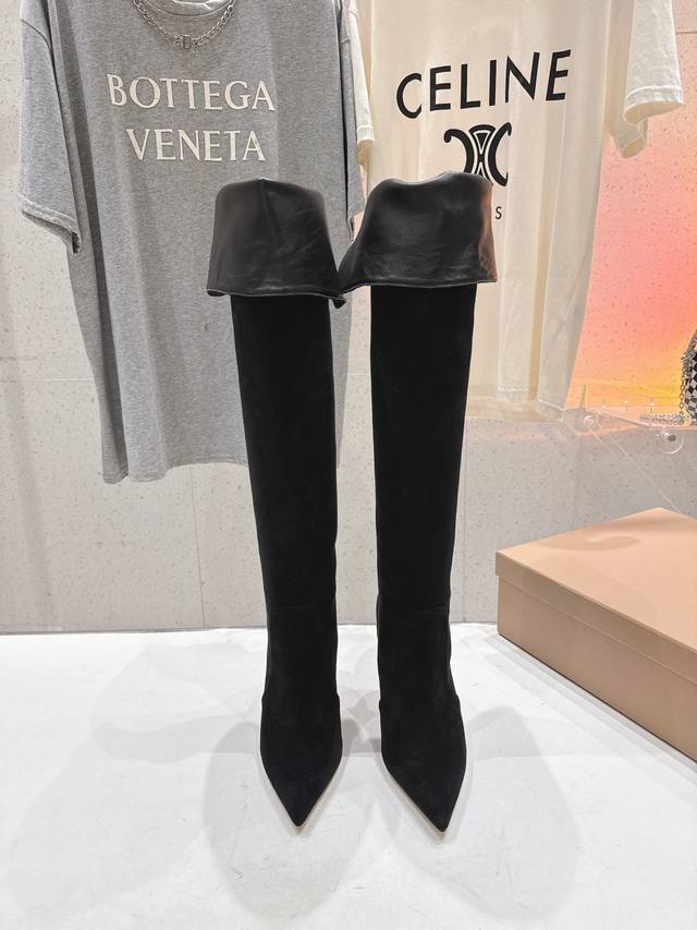 高版本出厂 Gianvito Rossi 吉安维托 罗西 F025 2025Ss新款性感高跟过膝长靴折叠靴 Gianvito Rossi秉承了其传统意大利工艺，
