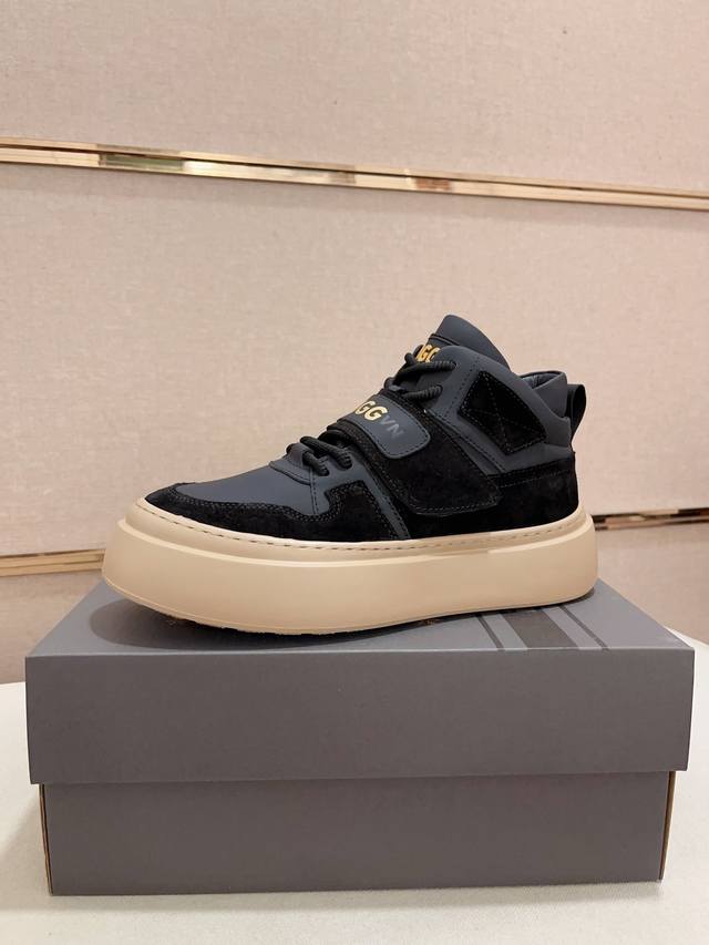 调工厂p价 男装男鞋 运动原单 北美男鞋Ugg 秋冬新款高品质男鞋雪地靴特惠活动中，极寒天气克星！牛皮面，美利奴羊毛内里，原版大底，无论开车还是户外还是日常穿着