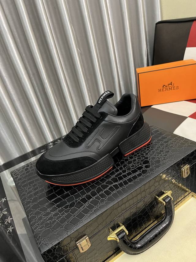 调工厂p价 男装男鞋 运动原单 Hermè*爱马仕 官方最新高端男士运动休闲鞋，进口原版飞织透气棉面料，脚感舒适，立体感十足 有眼前一亮的感觉 内里鞋垫均进口小