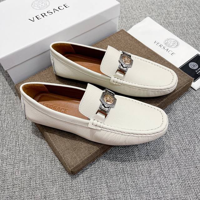 调工厂p价 男装男鞋 运动原单，范思哲官网旗舰店新款，鞋面原版牛皮+性感美灶莎头像，男士的最爱，舒适透气牛里 真材实料 ，原版进口耐磨橡胶底， 采用精湛工艺，鞋