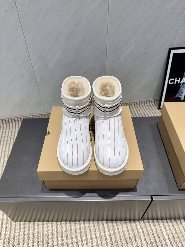 工厂p价 女装女鞋 运动原单 独家顶级版本 王炸 Ugg Fila斐乐联名~限量版雪地靴系列 联名厚底雪地靴 限量款系列，一款不会撞衫的雪地靴、简约的联名撞色设