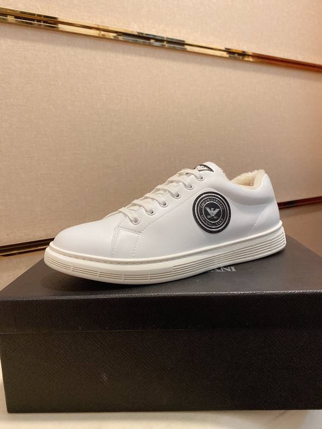 出厂价p Armani 阿玛尼 官网同步最新款鞋面采用进口胎牛皮，绒毛内里，橡胶大底，顶级手工一针一线做工精细绝对满足那些追求高奢品质的完美主义型男 38 44