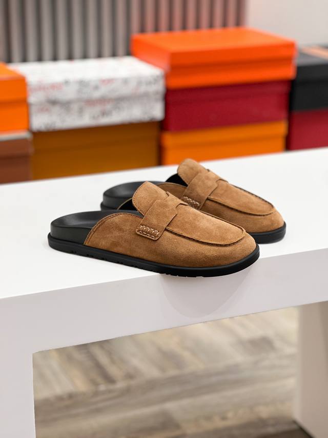 Herme*H家Electric男款凉鞋-原版复刻 购入原版一比一打造，大底私模，每个颜色对应的大底颜色跟原版一样的。懂货的来 超轻鞋底采用对比色设计，脚感舒适