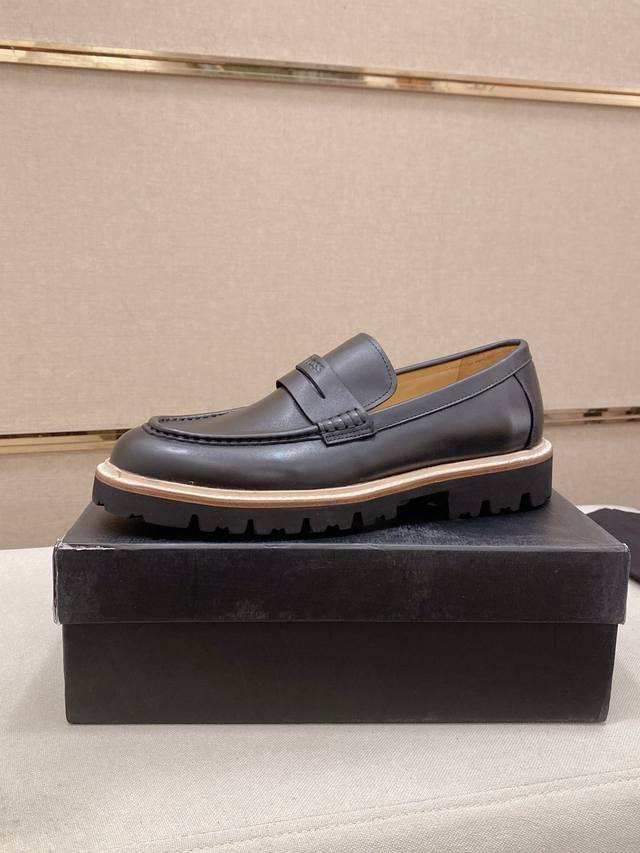 工厂p价 Boss 男士精品休闲皮鞋，顶级品质，鞋面进口牛皮，水染牛皮内里，真皮沿条舒适发泡大底，标准码数39-44 38.45.46定制