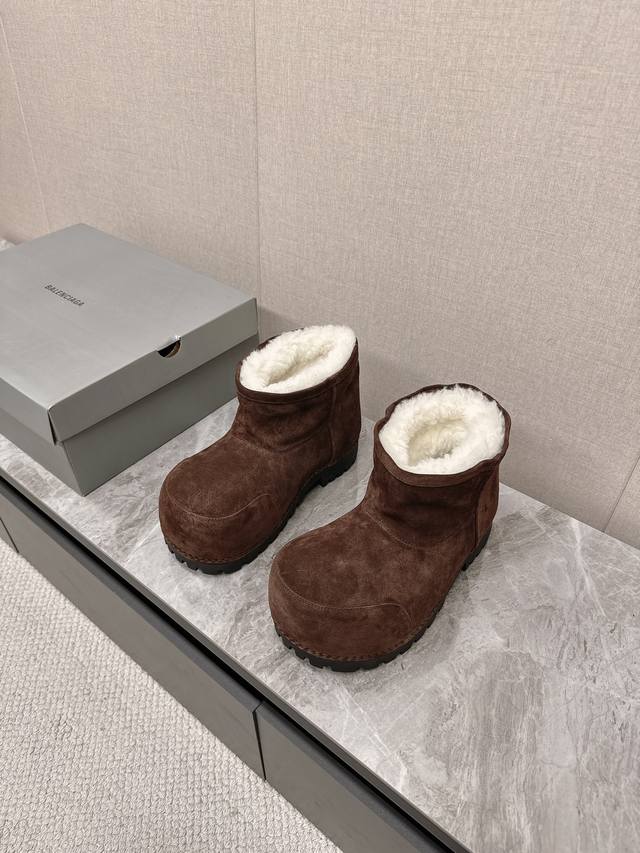 男装20 Balenciaga巴黎世家滑雪系列Skiwear最新款情侣款高中低阿拉斯加雪地靴 正品购入开发 完美复刻 设计师推出探索时尚界对于原创与挪用的概念、