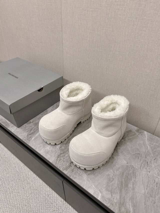 男装20 Balenciaga巴黎世家滑雪系列Skiwear最新款情侣款高中低阿拉斯加雪地靴 正品购入开发 完美复刻 设计师推出探索时尚界对于原创与挪用的概念、