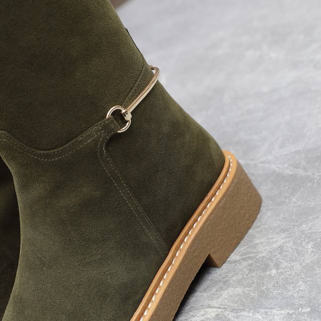 正出常货 后售 奇古 Gucci 秋冬修长型造马衔马扣术靴裸 走秀切款西尔靴顶级购代进口光丝短绒靴工重艺所有制整作做个工与原一版致！ 这款靴甄子选进口丝光绒制皮