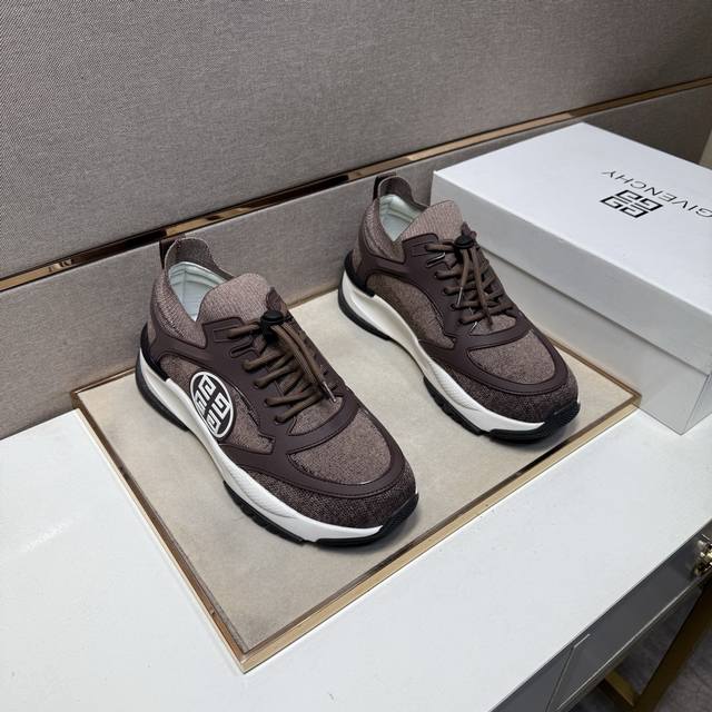 出厂价pp 纪梵希～ 男士休闲鞋 2025Z柜同步发售 码数:38-44# 2个颜色鞋面选用多材质拼接网布内里，舒适透气，鞋底：原版舒适耐磨大底，实物拍摄实物更