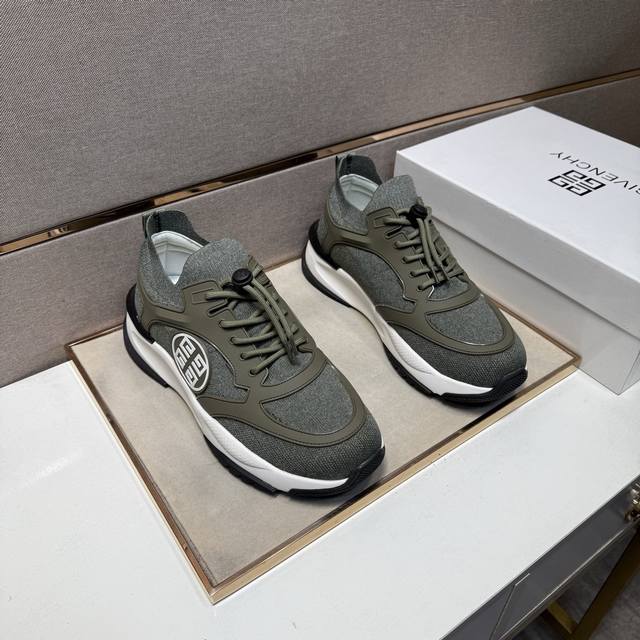 出厂价pp 纪梵希～ 男士休闲鞋 2025Z柜同步发售 码数:38-44# 2个颜色鞋面选用多材质拼接网布内里，舒适透气，鞋底：原版舒适耐磨大底，实物拍摄实物更