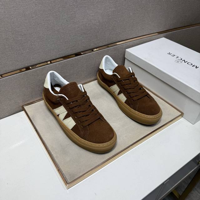 出厂价pp 蒙口～ 男士休闲鞋 2025Z柜同步发售 码数:38-44# 1个颜色鞋面选用多材质拼接真皮内里，舒适透气，鞋底：原版舒适耐磨大底，实物拍摄实物更赞