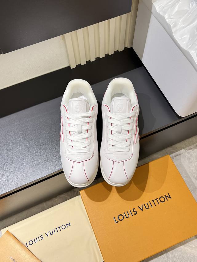 Louis Vuitton 路易威登 高端品质 原单休闲运动鞋 鞋面：纳帕小牛皮.彩印品牌图腾、鞋身车缝品牌模块、鞋头.鞋舌.后跟；空压品牌Logo 内里：品牌