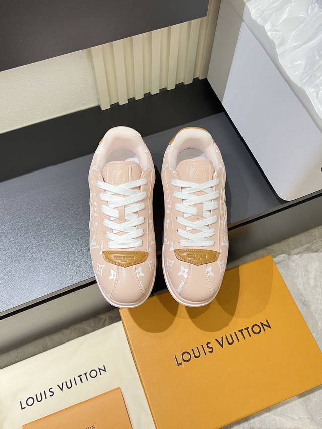 Louis Vuitton 路易威登 高端品质 原单休闲运动鞋 鞋面：纳帕小牛皮.彩印品牌图腾、鞋身车缝品牌模块、鞋头.鞋舌.后跟；空压品牌Logo 内里：品牌