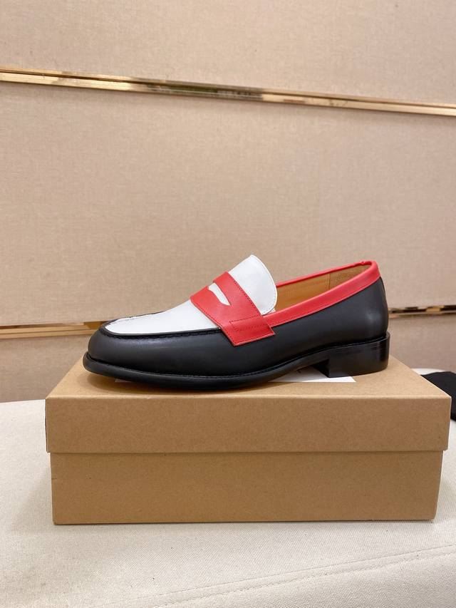 工厂p价 J.M.Westo*N 威士-顿 法国顶级皮鞋品牌 威士-顿皮鞋品牌起源于1891年在法国成立以来已有100多年的历史，其超过百年的纯手工制造男鞋 J