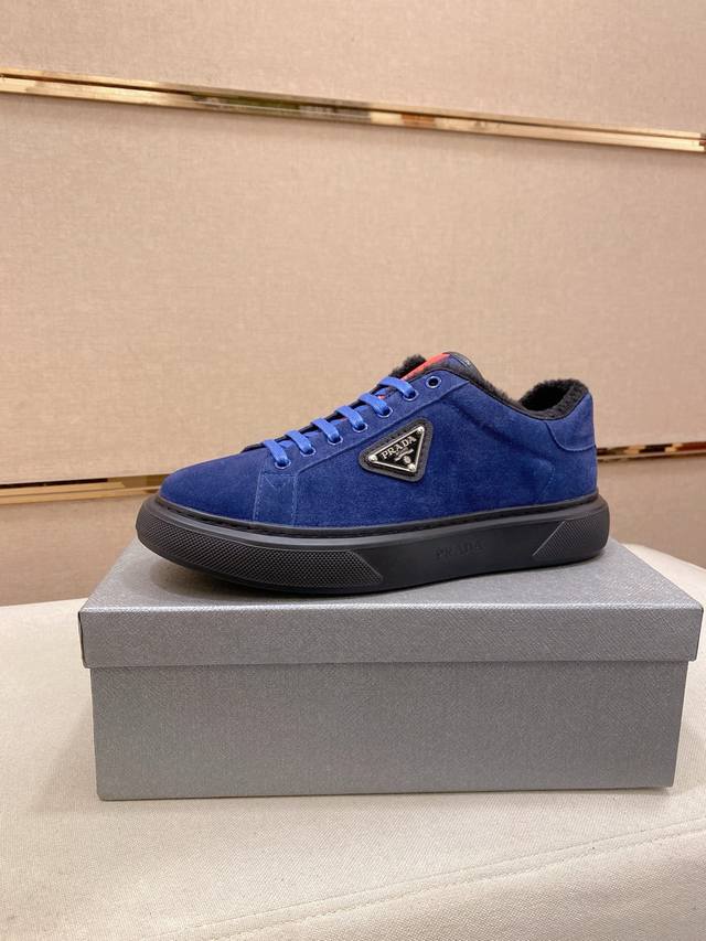 工厂p价 毛里普拉达 官网最新款休闲时尚男鞋，爆款版型简洁大气，潮男专属.独有的官网最新品牌元素元素原版装饰，时尚又大方，面料原版头层牛皮绒毛内里，官网指定耐磨