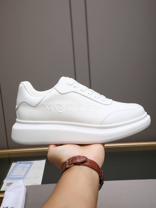 情侣款麦昆高版本 麦昆 面料Fabric：意大利进口丝绸牛皮高质感.内里I1A级意大利进口水染牛皮里特订韧性强.耐脏.吸汗.透气.Stepping: 顶级鞋底S