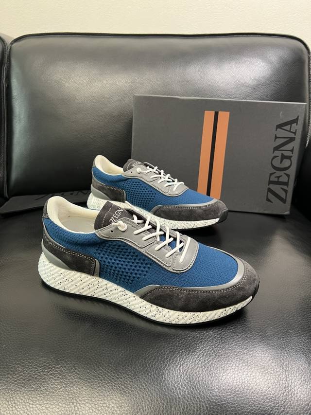 只换码不退 Zegna 高品质 顶级工艺品 杰尼亚 专柜新款原厂配置，意大利进口牛皮拼布面料，进口牛里垫，透气舒适，鞋底：原厂特供原版底超级舒适，原厂跟单货 欢