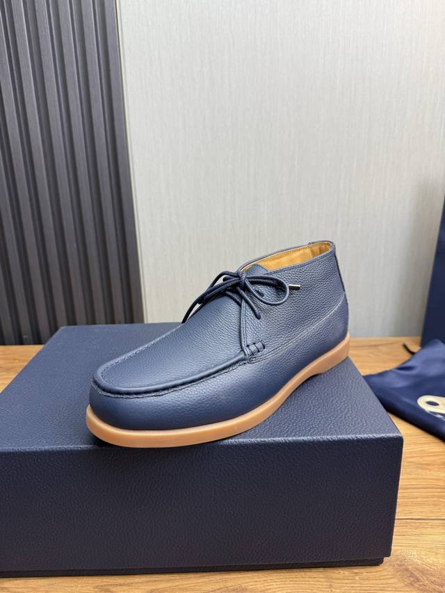 工厂p价 皮里.毛里 Dior 迪奥 男士官网Na爆款热卖进口 牛皮+牛皮内里.原版橡胶耐磨大底。高品质出货码数38-44， 45订做