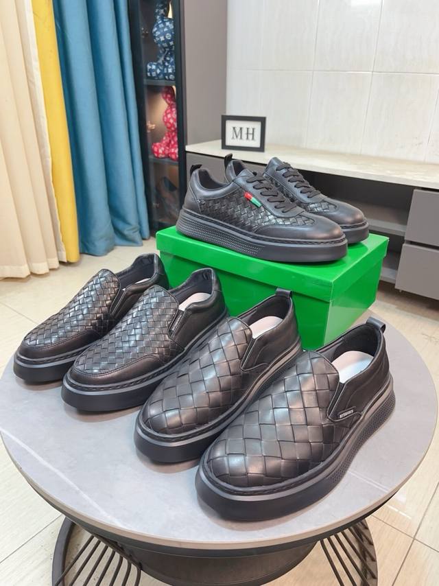 出厂价p Bv~宝缇嘉 经典春秋潮流款上市 官网同款 专柜品质 精选头层牛皮编织 高档大气 丝绸牛皮内里 性价比超高款 原版耐磨大底 做工精细 用料上层 品质看