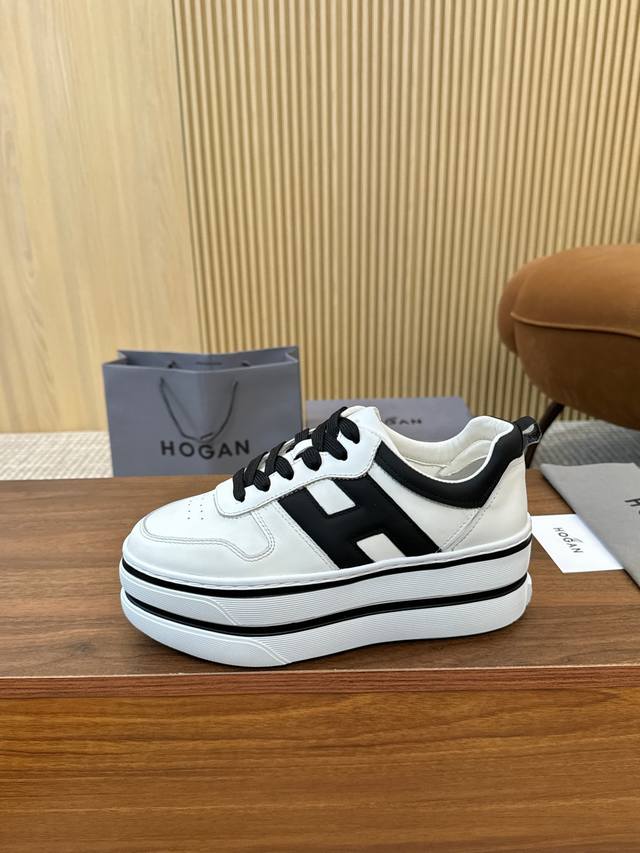 实价 爆爆爆 霍根Hogan新款， 女士时尚圆头系带运动休闲鞋，双层厚底，让你穿上瞬间长高70Mm。丝绸小牛皮撞色搭配，线条流畅勾画新时代的美感。高弹鞋垫让你的