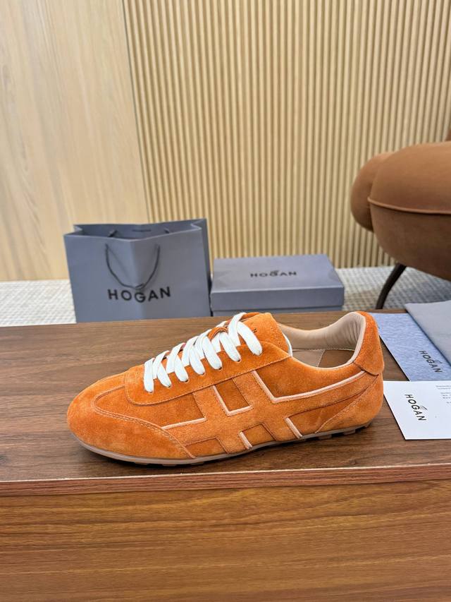 实价 霍根最新情侣款爆款更新 Hogan 男女同款专项运动鞋，舒适简约，时尚经典，适用所有气质男女，面料，头层小牛皮、进口翻毛皮，橡胶大底，衬里牛皮里，36-4