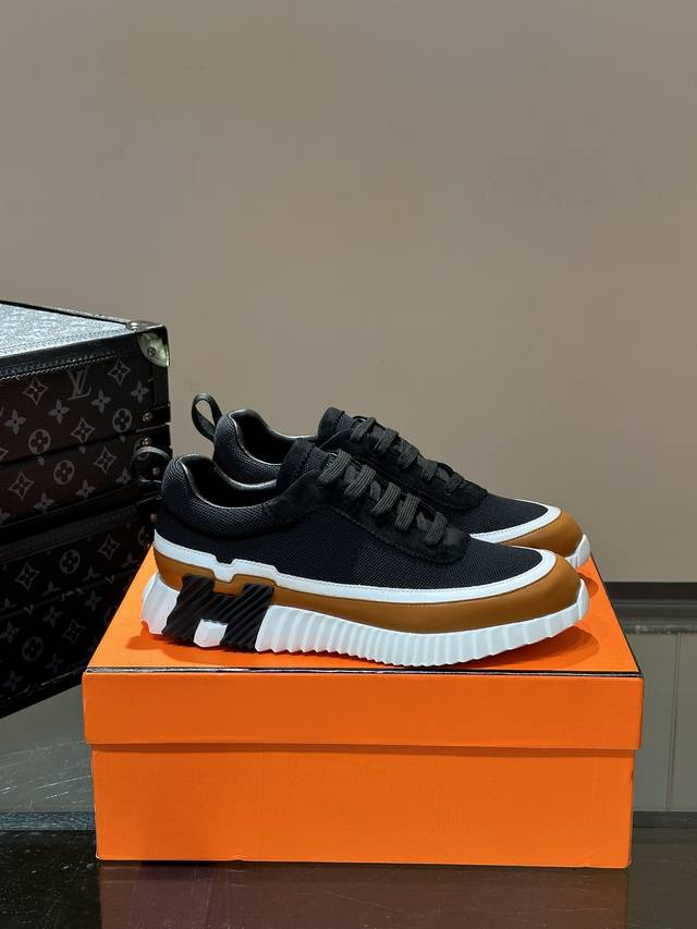 H爱马仕Bouncing运动鞋，男士休闲运动鞋，鞋面牛皮拼接高端网布打造，进口材质，质感十足，轻盈鞋底装饰撞色图案，打造百搭时尚风格。 Size：38-44 4