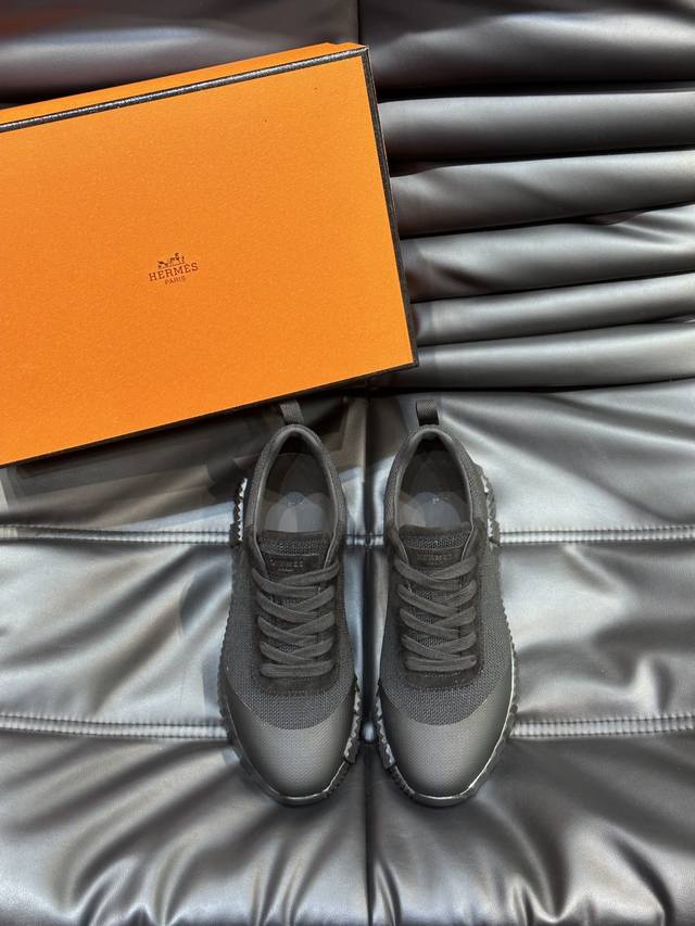 H爱马仕Bouncing运动鞋，男士休闲运动鞋，鞋面牛皮拼接高端网布打造，进口材质，质感十足，轻盈鞋底装饰撞色图案，打造百搭时尚风格。 Size：38-44