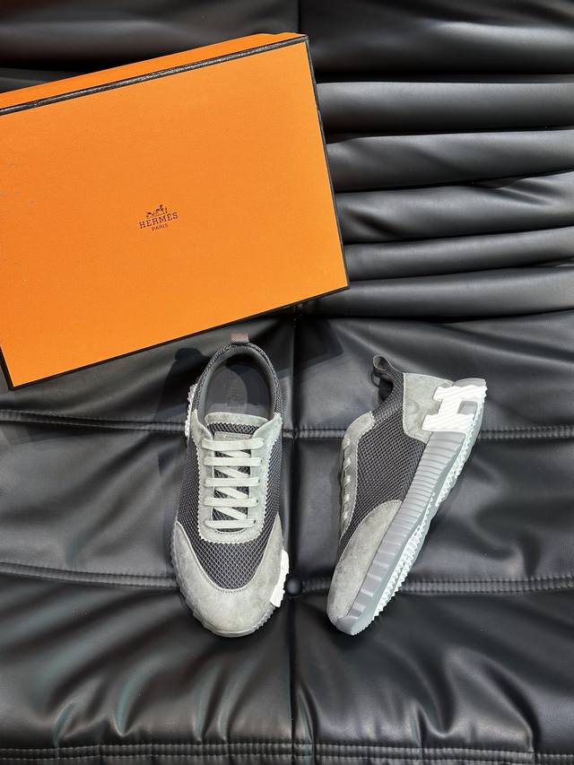 H爱马仕Bouncing运动鞋，情侣款休闲运动鞋，鞋面小牛皮和网布拼接打造，进口材质，质感十足，轻盈鞋底装饰撞色图案，打造百搭时尚风格。 Size：35-44