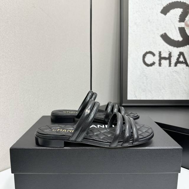 工厂p价 女装女鞋 运动原单 2025小香 本季秋冬季必备单品！！ 香奈儿秋冬重工爆款 小红书力推款，怎么搭配都好看，时髦精必备，香奈儿女士钟爱简约又难以抗拒系