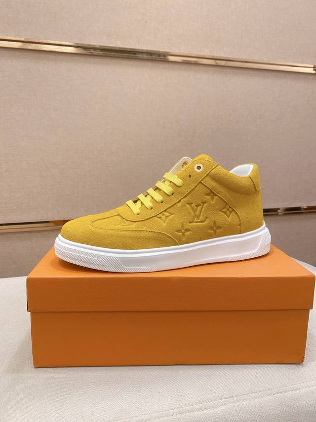 调工厂p价 男装男鞋 运动原单 Louis Vuitton 路易威登 Lv 新款专柜同步发售，鞋面意大利进口反绒牛皮，全进口羊皮内里，完全1比1复刻，鞋底：原厂